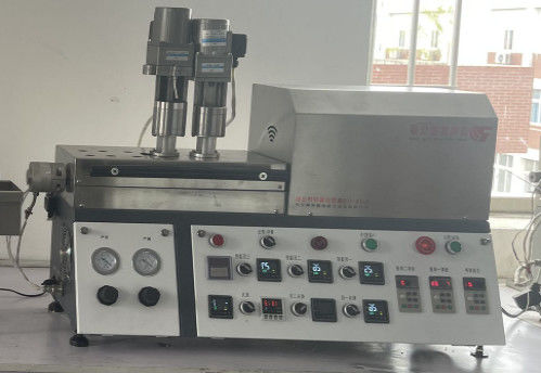 comprar polímero plástico gêmeo paralelo da extrusora de parafuso de 800X350X580mm que combina a extrusora online manufacture